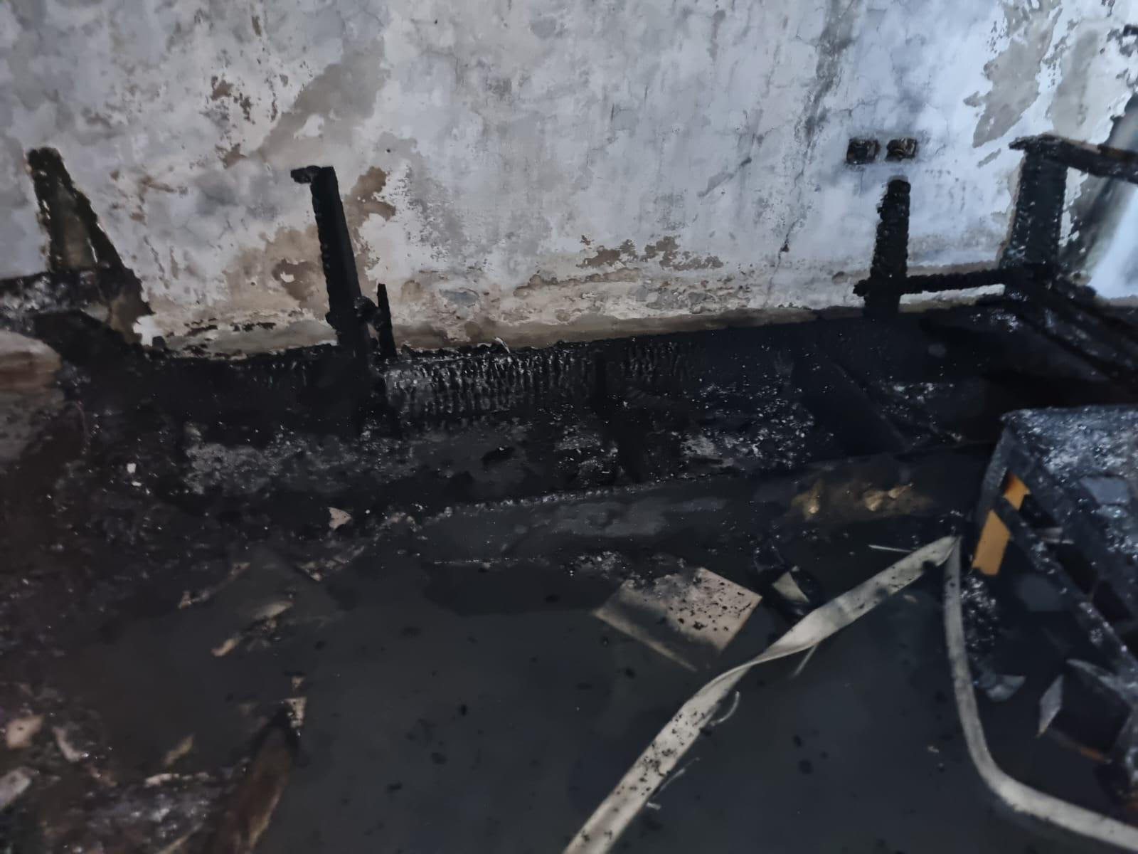 10 اصابات بينها 3 اصابات خطيرة بحريق داخل منزل في بيت صفافا في القدس